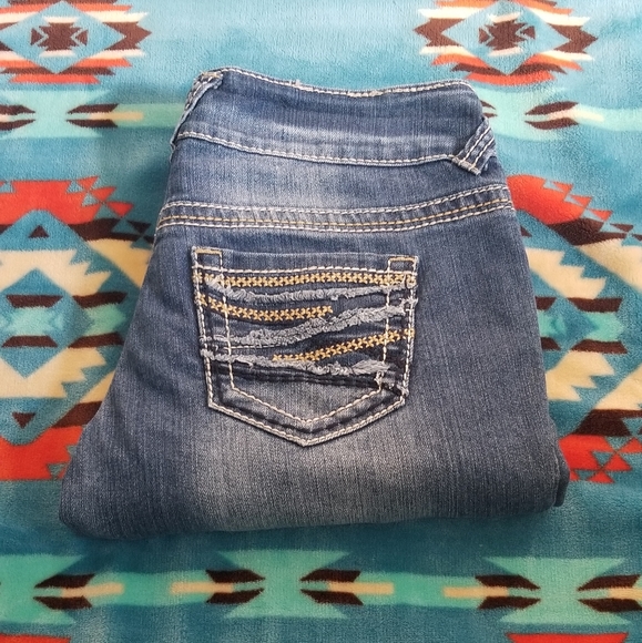 Women's Maurice's Capris. - Picture 4 of 7